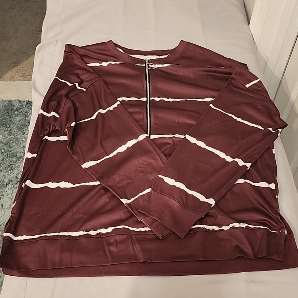 Maroon and white tunic